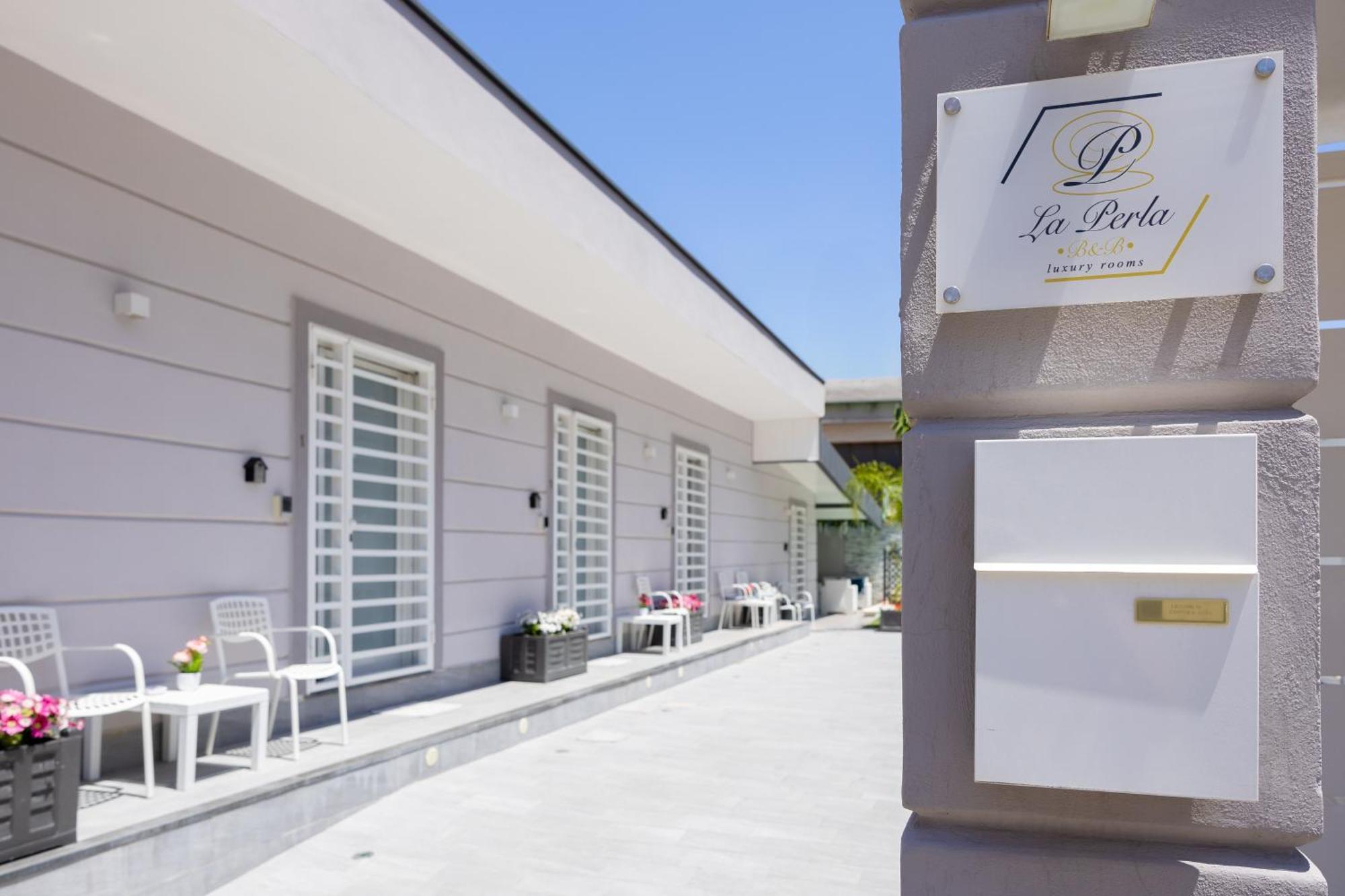 La Perla Luxury Rooms Angri Eksteriør billede