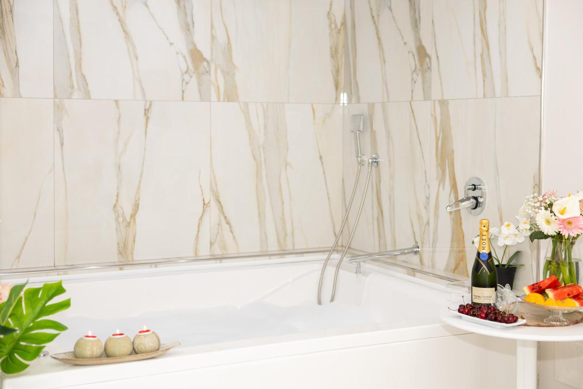 La Perla Luxury Rooms Angri Eksteriør billede